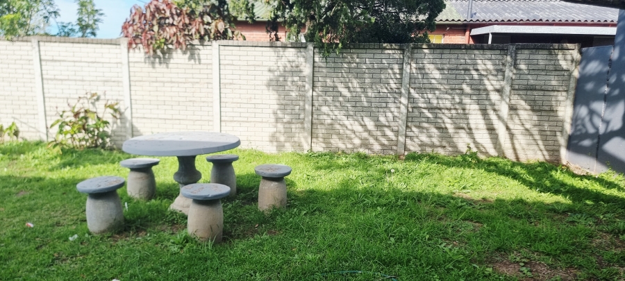 2 Bedroom Property for Sale in Collondale Eastern Cape